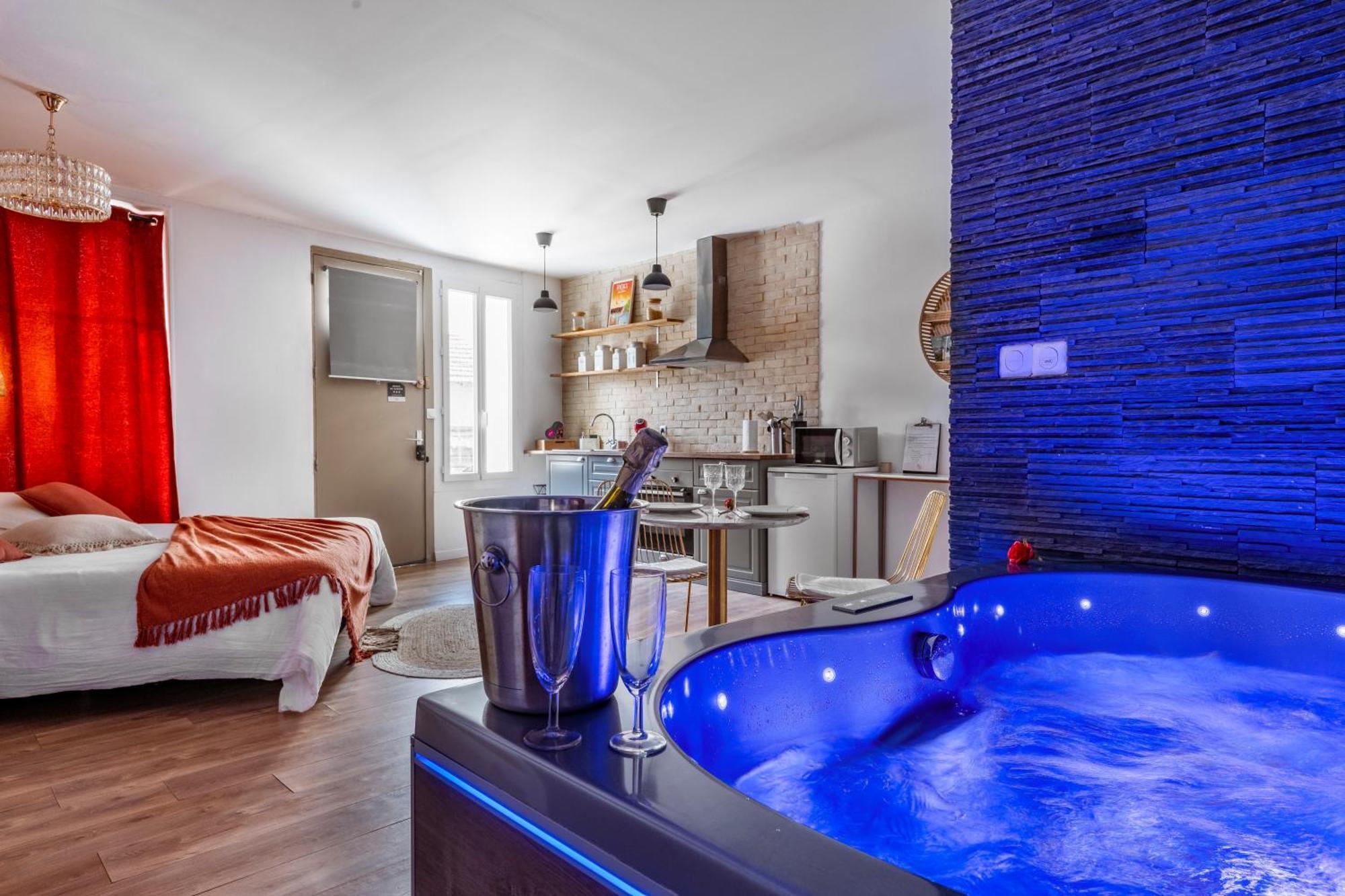 Loft Romantique - Spa Privatif - Spa Noctambulles Ιέρ Εξωτερικό φωτογραφία